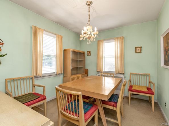 207 Motley Street, Valley Stream NY 11580