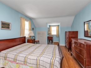 207 Motley Street, Valley Stream NY 11580