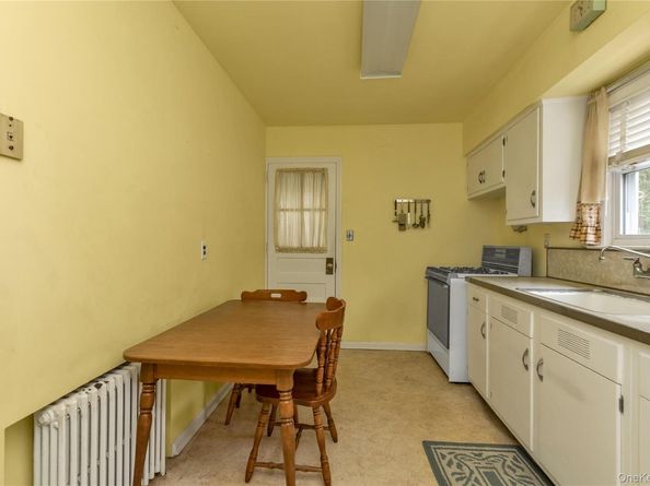 207 Motley Street, Valley Stream NY 11580