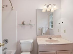 15 Arbor Court, Bohemia NY 11716