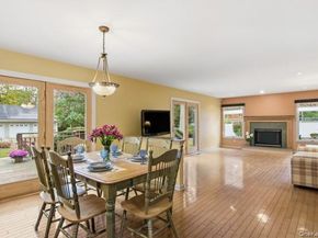 15 Arbor Court, Bohemia NY 11716