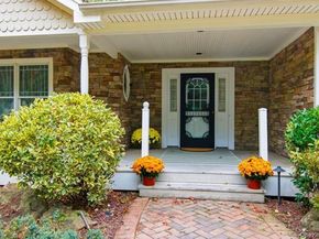 15 Arbor Court, Bohemia NY 11716