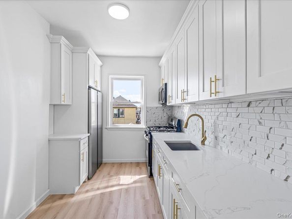 9524 112th Street, Richmond Hill NY 11419