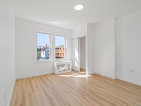 9524 112th Street, Richmond Hill NY 11419