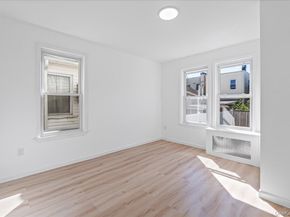 9524 112th Street, Richmond Hill NY 11419