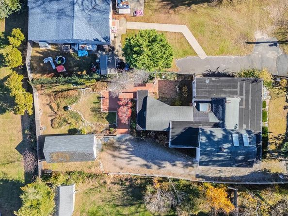 403 Middle Road, Bayport NY 11705