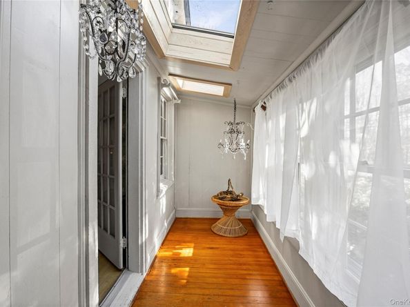 403 Middle Road, Bayport NY 11705