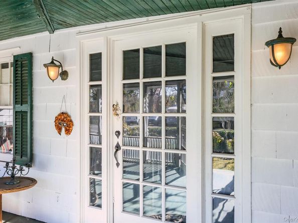 403 Middle Road, Bayport NY 11705