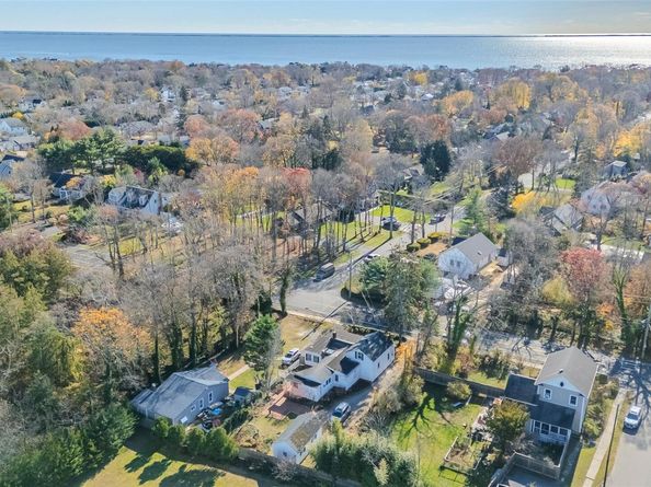 403 Middle Road, Bayport NY 11705