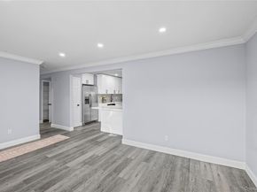 4 Somerset Road N, Amityville NY 11701