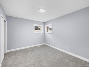 4 Somerset Road N, Amityville NY 11701