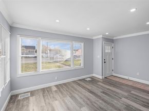 4 Somerset Road N, Amityville NY 11701