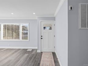 4 Somerset Road N, Amityville NY 11701