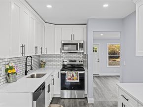 4 Somerset Road N, Amityville NY 11701