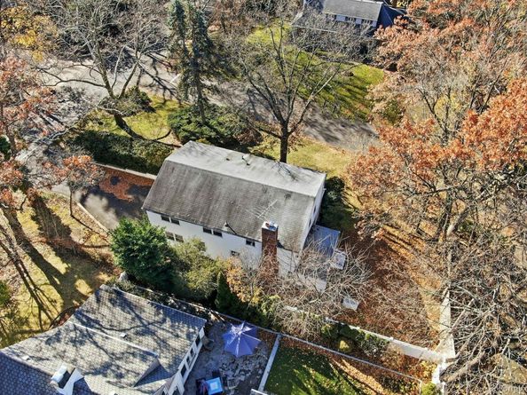 1 Hillcrest Road, Port Washington NY 11050