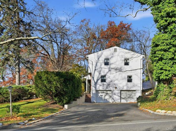 1 Hillcrest Road, Port Washington NY 11050