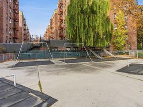 83-35 139 Street 1D, Briarwood NY 11435