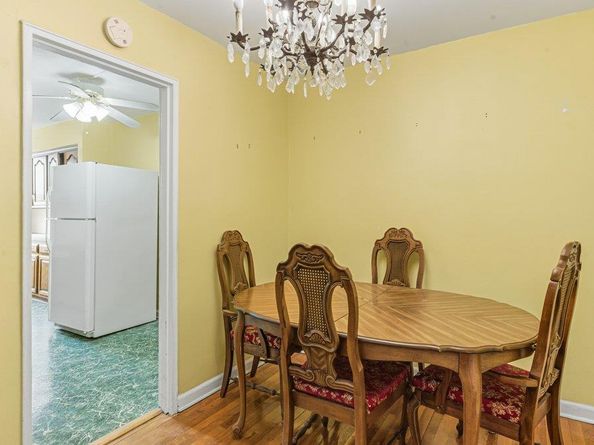 83-35 139 Street 1D, Briarwood NY 11435