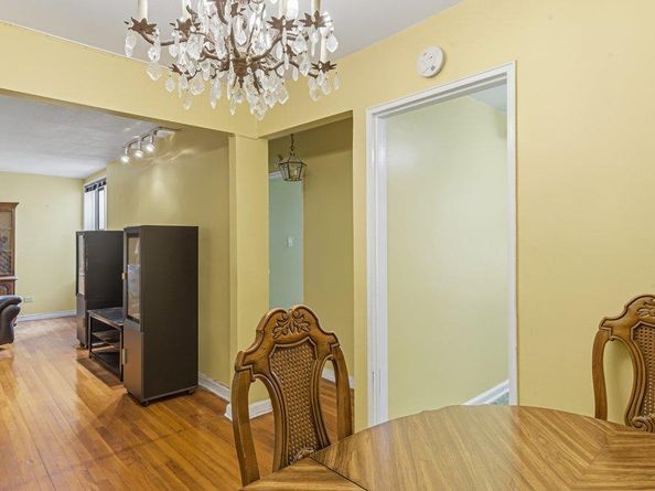 83-35 139 Street 1D, Briarwood NY 11435