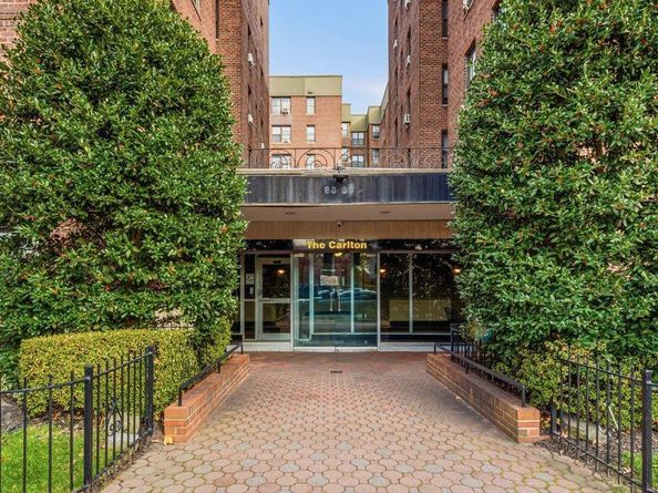 83-35 139 Street 1D, Briarwood NY 11435