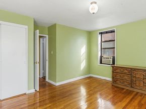 83-35 139 Street 1D, Briarwood NY 11435