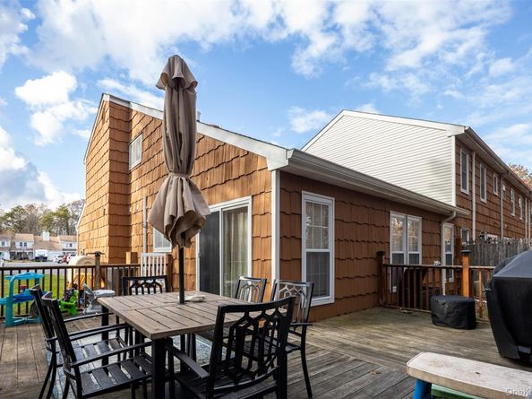 205 Haddon Hollow Court, Middle Island NY 11953