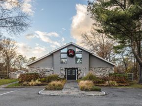 205 Haddon Hollow Court, Middle Island NY 11953