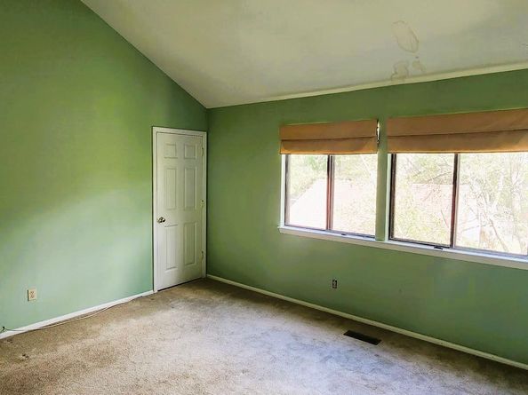 18 Fox Run 18, South Salem NY 10590