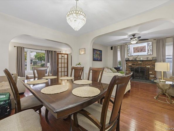 32 Franklin Avenue, Lynbrook NY 11563