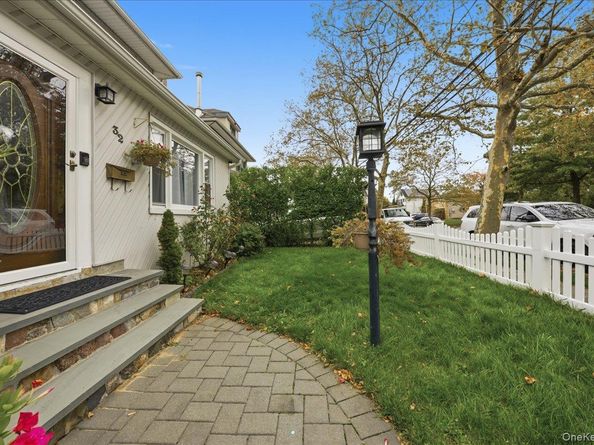 32 Franklin Avenue, Lynbrook NY 11563