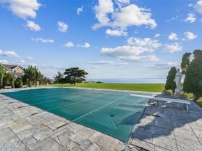 6 Last Lane, Hampton Bays NY 11946