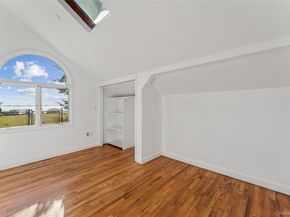 6 Last Lane, Hampton Bays NY 11946