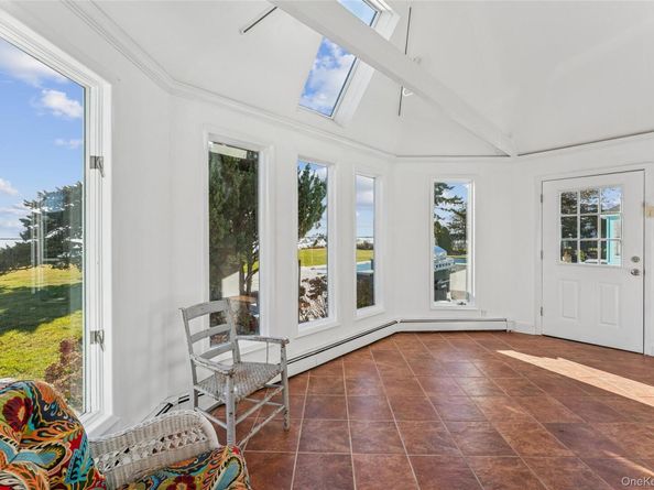 6 Last Lane, Hampton Bays NY 11946