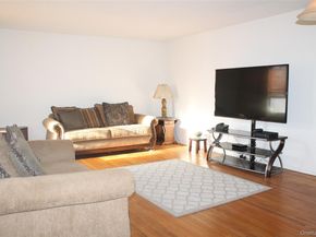 87-30 204 Street APTA54, Hollis NY 11423