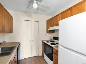 99 Richmond Boulevard 4B, Ronkonkoma NY 11779