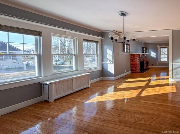 163 Shaw Avenue, Valley Stream NY 11580