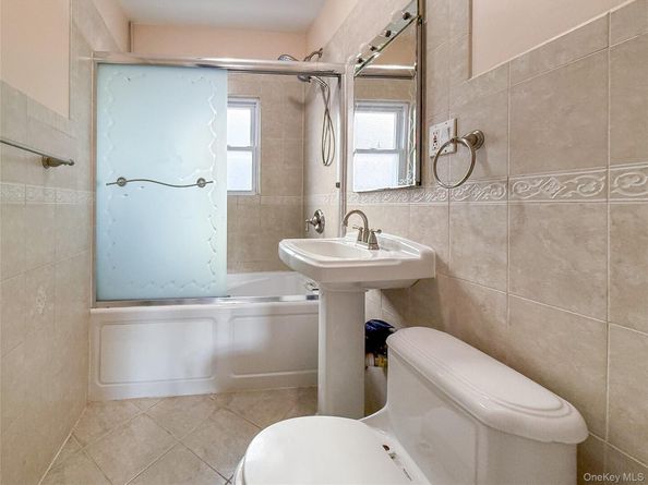 163 Shaw Avenue, Valley Stream NY 11580