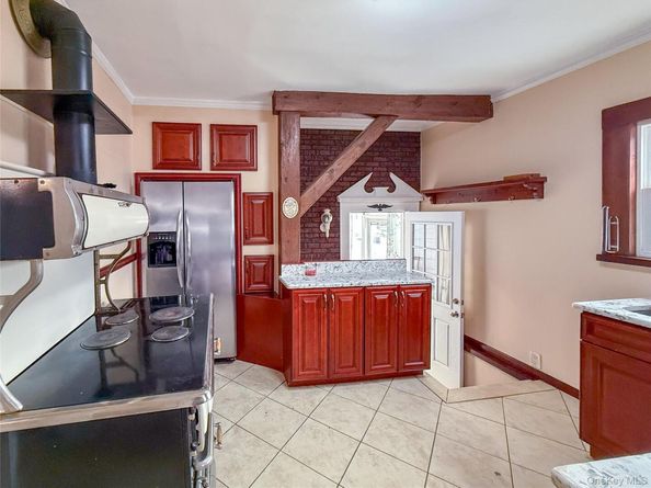 163 Shaw Avenue, Valley Stream NY 11580