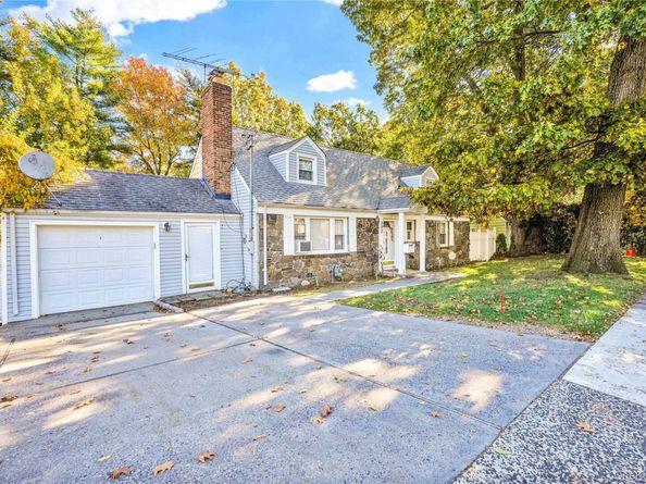 303 Nassau Boulevard, West Hempstead NY 11552