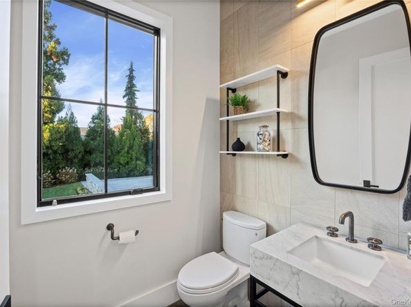 250 Osprey Nest Road, Greenport NY 11944