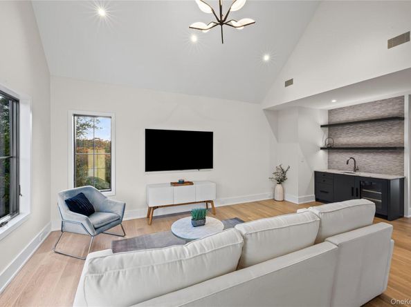 250 Osprey Nest Road, Greenport NY 11944