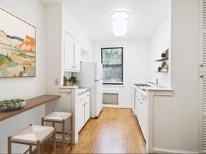 90 Schenck Avenue 2L, Great Neck NY 11021