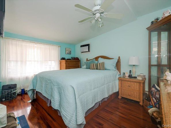 20 Magnolia Place 20, Bronx NY 10465