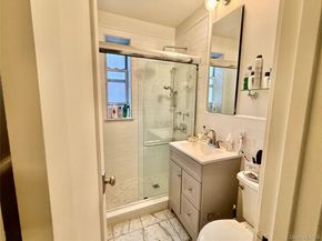 75 S middle neck 4H, Great Neck NY 11021