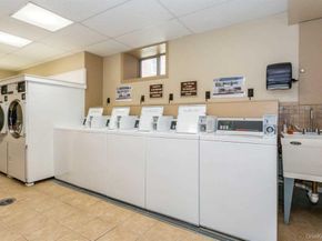 75 S middle neck 4H, Great Neck NY 11021