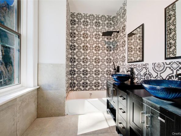 330 E 198th Street, Bronx NY 10458