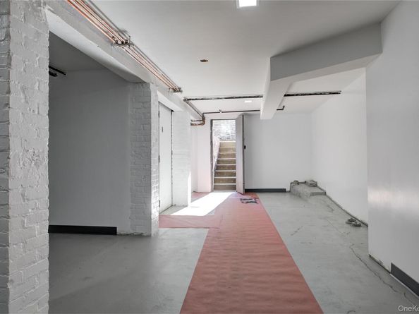 330 E 198th Street, Bronx NY 10458