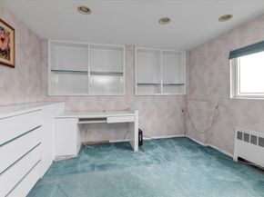 895 Cherry Lane, North Woodmere NY 11581