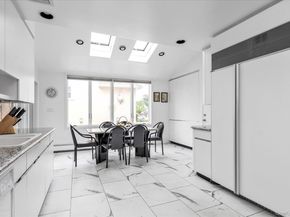 895 Cherry Lane, North Woodmere NY 11581