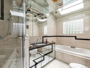 895 Cherry Lane, North Woodmere NY 11581